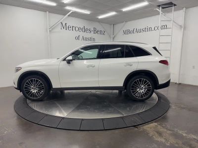 2026 Mercedes-Benz GLC - Photo 4