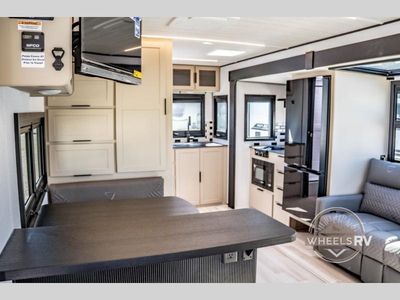 2026 Keystone RV Walkabout - Photo 24