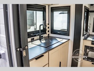 2026 Keystone RV Walkabout - Photo 37