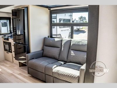 2026 Keystone RV Walkabout - Photo 25