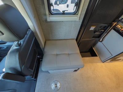 2025 Winnebago EKKO - Photo 9