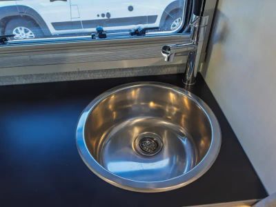 2025 Winnebago EKKO - Photo 11