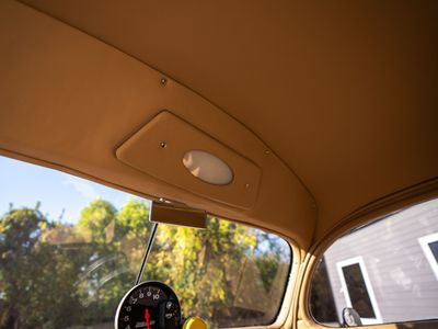 1937 Ford Tudor Humpback - Photo 19