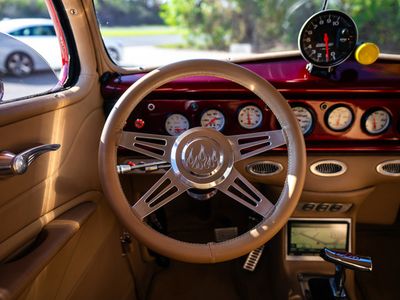 1937 Ford Tudor Humpback - Photo 25