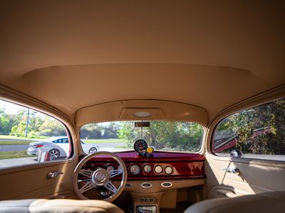 1937 Ford Tudor Humpback - Photo 28