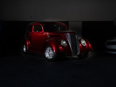 1937 Ford Tudor Humpback - Photo 53