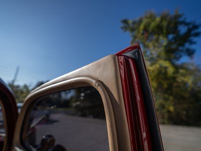1937 Ford Tudor Humpback - Photo 42