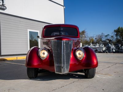 1937 Ford Tudor Humpback - Photo 11