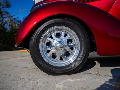 1937 Ford Tudor Humpback - Photo 5