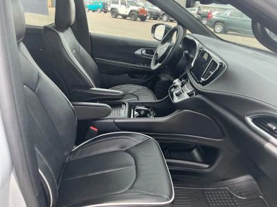 2026 Chrysler Pacifica — photo 20 view