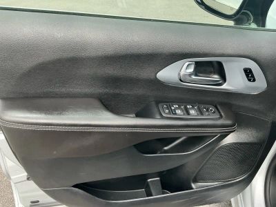 2026 Chrysler Pacifica — photo 15 view