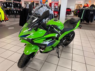 2026 Kawasaki Ninja 500 SE ABS - Photo 2