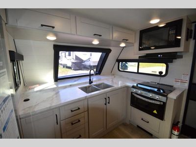 2026 Jayco Jay Feather - Photo 8