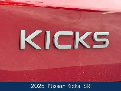 2025 Nissan Kicks - Photo 10