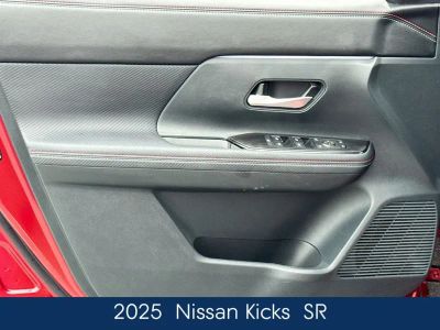 2025 Nissan Kicks - Photo 17