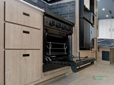 2026 Grand Design Lineage Series F — photo 22 view