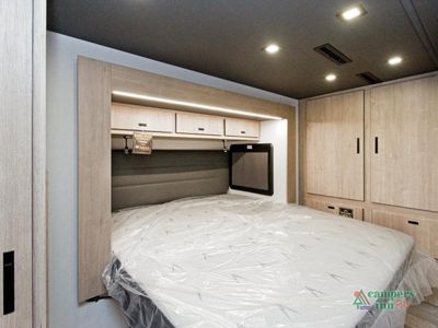 2026 Grand Design Lineage Series F — photo 34 view