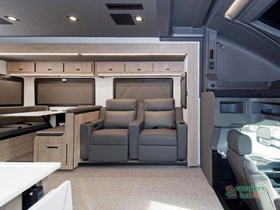 2026 Grand Design Lineage Series F — photo 11 view