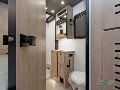 2026 Grand Design Lineage Series F — photo 40 view