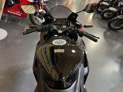 2026 Yamaha YZF-R3 - Photo 6
