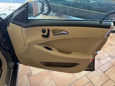 2009 Mercedes-Benz CLS-Class — photo 22 view