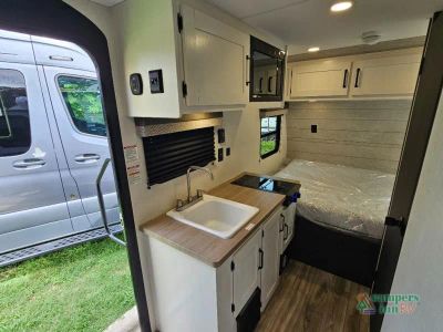 2027 Venture RV Campbound — photo 12 view