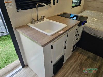 2027 Venture RV Campbound — photo 13 view