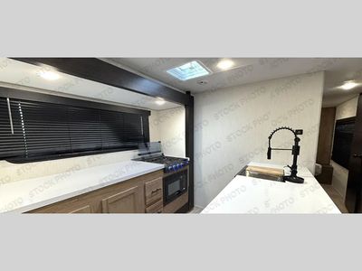 2025 Forest River RV Cherokee Grey Wolf Black Label - Photo 7