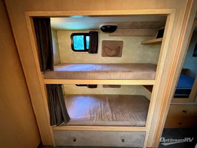 2007 Itasca Sunova — photo 16 view