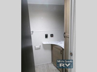 2021 Venture RV Sonic - Photo 11