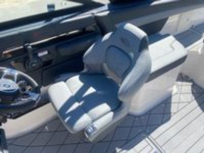 2026 Chaparral 6 GT Surf - Photo 12