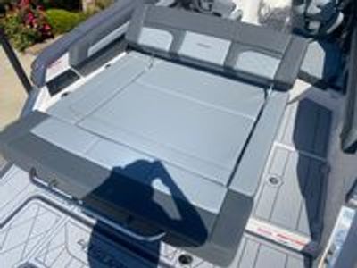2026 Chaparral 6 GT Surf - Photo 7