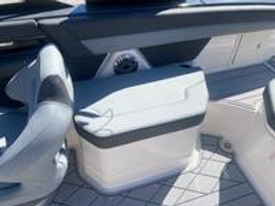 2026 Chaparral 6 GT Surf - Photo 8