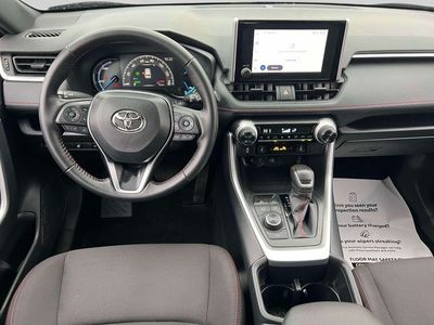 2025 Toyota RAV4 Plug-in Hybrid - Photo 18