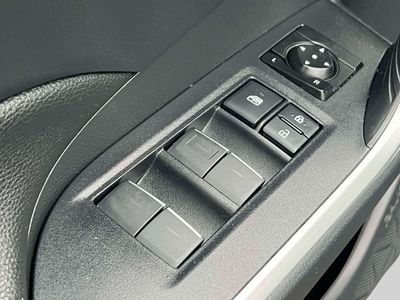 2025 Toyota RAV4 Plug-in Hybrid - Photo 21