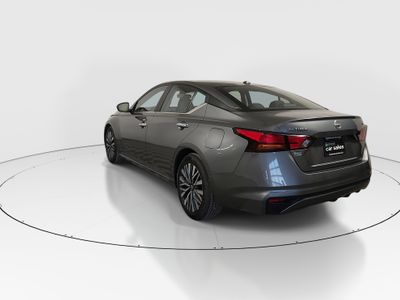 2024 Nissan Altima — detail view
