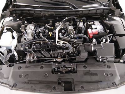 2024 Nissan Altima — photo 9 view