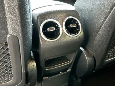 2024 Mercedes-Benz GLB — photo 24 view