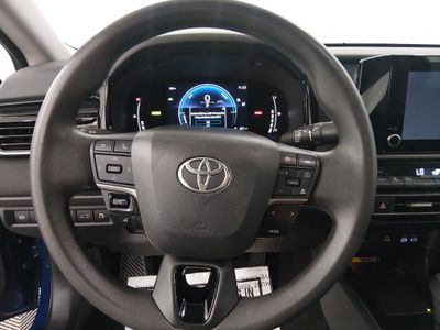 2025 Toyota Camry — photo 12 view