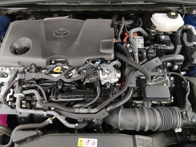 2025 Toyota Camry — photo 9 view