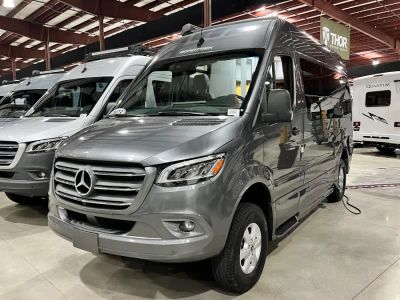 2023 Roadtrek AGILE - Photo 28