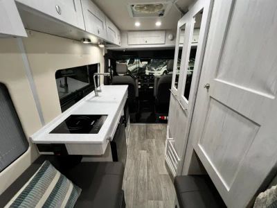 2023 Roadtrek AGILE - Photo 5