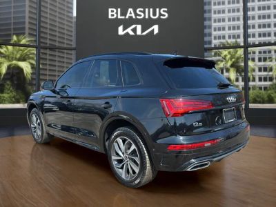 2022 Audi Q5 — rear three-quarter view