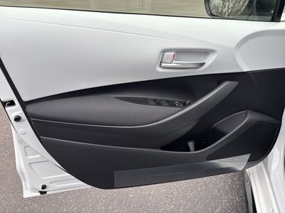 2026 Toyota Corolla — photo 13 view