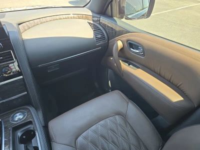 2023 Nissan Armada — photo 12 view