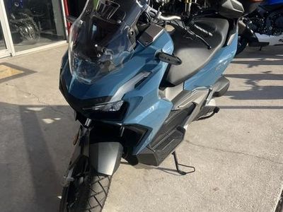 2025 Honda ADV160 - Photo 4