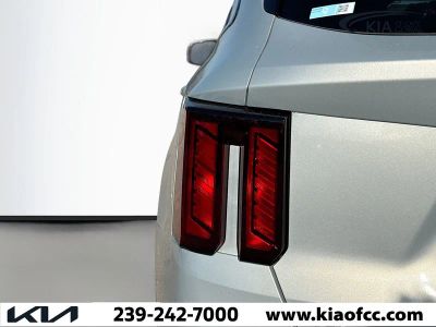 2026 Kia Sorento — photo 9 view