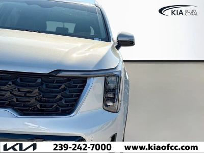 2026 Kia Sorento — photo 8 view