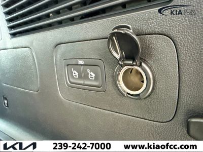 2026 Kia Sorento — photo 12 view