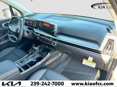 2026 Kia Sorento — photo 13 view
